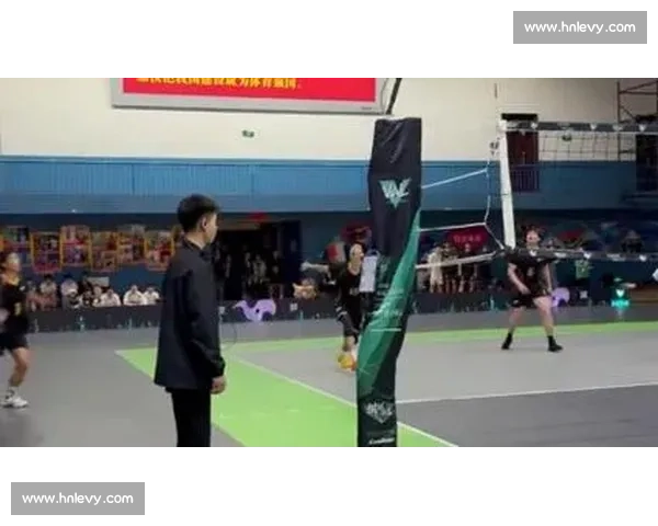 激情对决聚焦排球赛场团队协作与战术博弈的精彩瞬间全景呈现盛宴